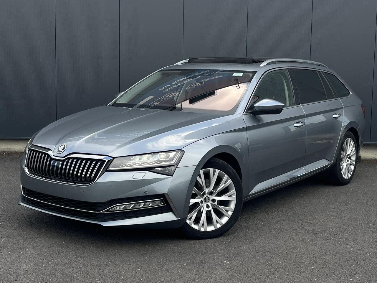 SKODA SUPERB COMBI 2.0 TDI 150 DSG Laurin & Klement