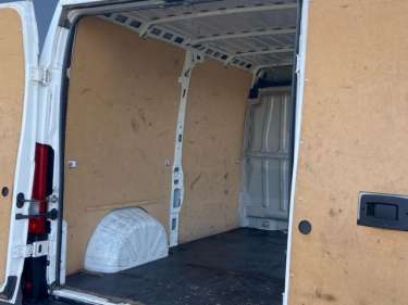 PEUGEOT BOXER L2H2 330 2.0 BlueHDI 130 Pro