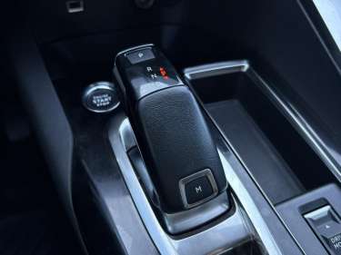 PEUGEOT 5008 1.5 BlueHDI 130 EAT8 Allure Pack