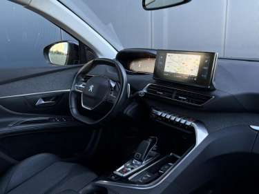 PEUGEOT 5008 1.5 BlueHDI 130 EAT8 Allure Pack