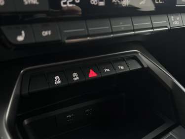 AUDI A3 SPORTBACK 30 TDI 116 S-Tronic Business Line