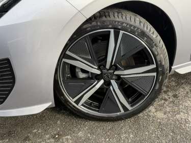 PEUGEOT 308 1.5 BlueHDI 130 EAT8 GT