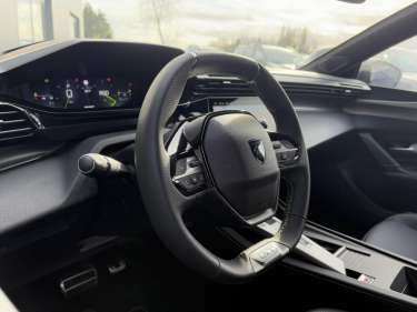PEUGEOT 308 1.5 BlueHDI 130 EAT8 GT