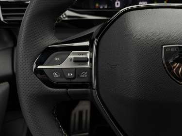 PEUGEOT 308 1.5 BlueHDI 130 EAT8 GT