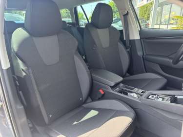 SKODA OCTAVIA COMBI TSI 110 DSG Ambition