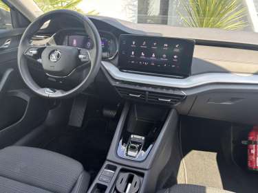 SKODA OCTAVIA COMBI TSI 110 DSG Ambition