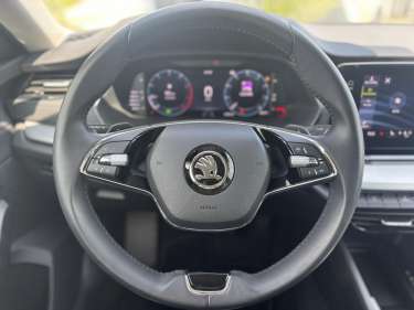 SKODA OCTAVIA COMBI TSI 110 DSG Ambition