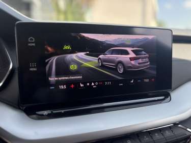 SKODA OCTAVIA COMBI TSI 110 DSG Ambition