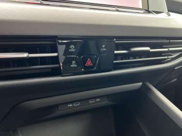 VW GOLF 8 1.0 eTSI 110 DSG7 Life