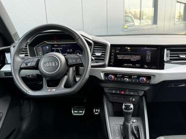 AUDI A1 SPORTBACK 30 TFSI 110 S-Tronic Competition