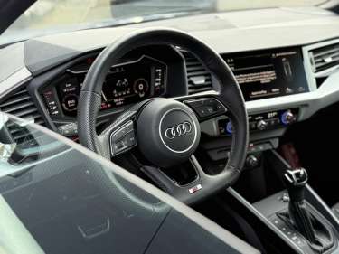 AUDI A1 SPORTBACK 30 TFSI 110 S-Tronic Competition
