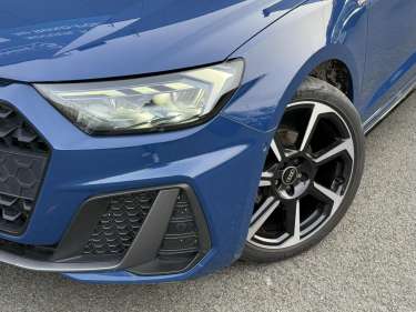 AUDI A1 SPORTBACK 30 TFSI 110 S-Tronic Competition