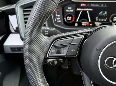 AUDI A1 SPORTBACK 30 TFSI 110 S-Tronic Competition