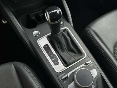 AUDI Q2 35 TDI 150 S-Tronic S-Line