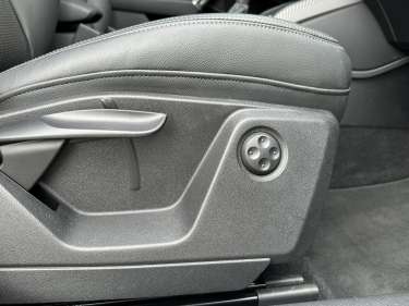 AUDI Q2 35 TDI 150 S-Tronic S-Line
