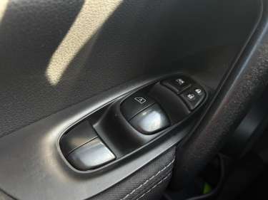 NISSAN QASHQAI 1.2 DIG-T 115 Design Edition