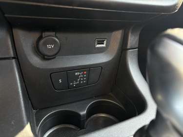 CITROEN C3 1.2 PureTech 110 EAT6 Shine