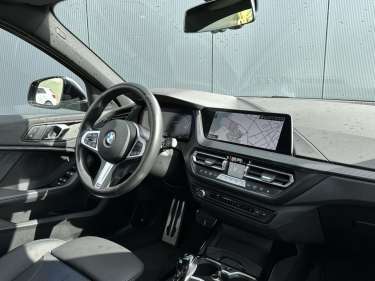BMW SERIE 1 118 iA 136 DKG7 M Sport