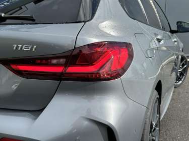 BMW SERIE 1 118 iA 136 DKG7 M Sport