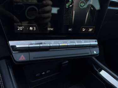RENAULT AUSTRAL E-Tech Full Hybrid 200 Techno