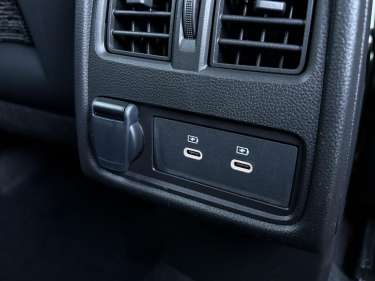 RENAULT CAPTUR NV 1.3 TCE Mild Hybrid 160 EDC Techno