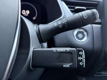 RENAULT CAPTUR NV 1.3 TCE Mild Hybrid 160 EDC Techno