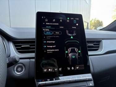 RENAULT CAPTUR NV 1.3 TCE Mild Hybrid 160 EDC Techno