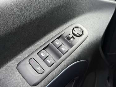 PEUGEOT RIFTER STANDARD 1.5 BlueHDI 130 Allure