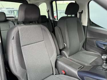 PEUGEOT RIFTER STANDARD 1.5 BlueHDI 130 Allure