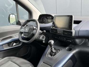 PEUGEOT RIFTER STANDARD 1.5 BlueHDI 130 Allure