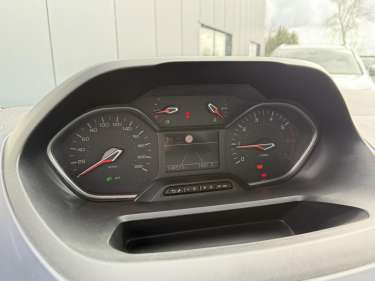 PEUGEOT RIFTER STANDARD 1.5 BlueHDI 130 Allure