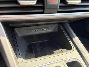 SEAT LEON ST eTSI 110 DSG FR