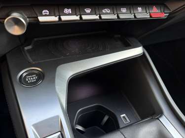 PEUGEOT 308 1.5 BlueHDI 130 Allure Pack