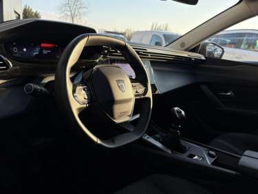 PEUGEOT 308 1.5 BlueHDI 130 Allure Pack