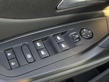 PEUGEOT 308 1.5 BlueHDI 130 Allure Pack