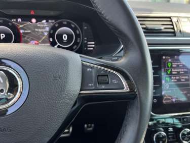 SKODA SUPERB COMBI 2.0 TDI 150 DSG Laurin & Klement
