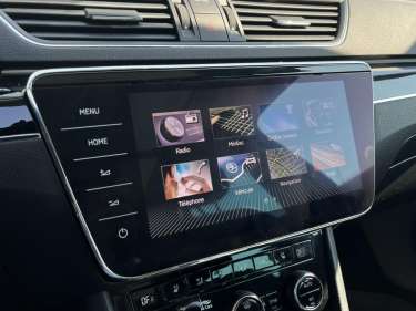 SKODA SUPERB COMBI 2.0 TDI 150 DSG Laurin & Klement