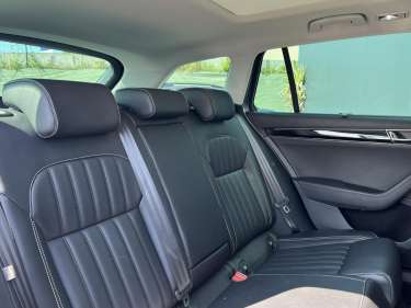 SKODA SUPERB COMBI 2.0 TDI 150 DSG Laurin & Klement