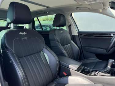 SKODA SUPERB COMBI 2.0 TDI 150 DSG Laurin & Klement