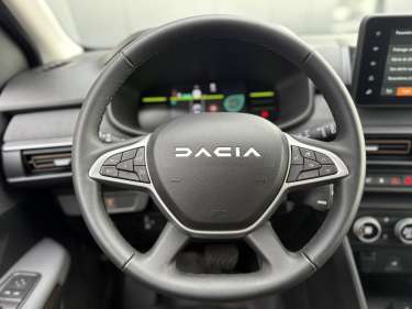 DACIA JOGGER 1.6 Hybrid 140 Extreme 7PL