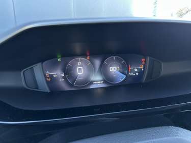 PEUGEOT 308 1.5 BlueHDI 130 EAT8 Allure