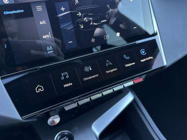 PEUGEOT 308 1.5 BlueHDI 130 EAT8 Allure