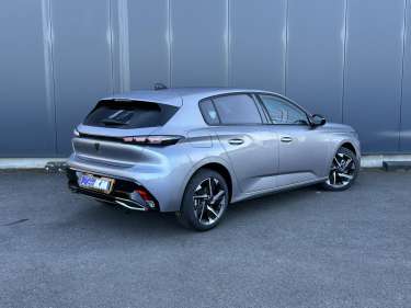 PEUGEOT 308 1.5 BlueHDI 130 EAT8 Allure