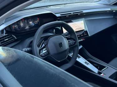 PEUGEOT 308 1.5 BlueHDI 130 EAT8 Allure