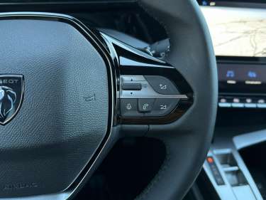 PEUGEOT 308 1.5 BlueHDI 130 EAT8 Allure