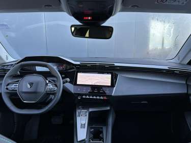 PEUGEOT 308 1.5 BlueHDI 130 EAT8 Allure
