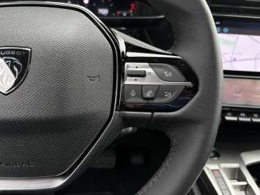 PEUGEOT 308 1.5 BlueHDI 130 EAT8 Allure