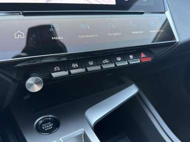 PEUGEOT 308 SW 1.5 BlueHDI 130 EAT8 Allure