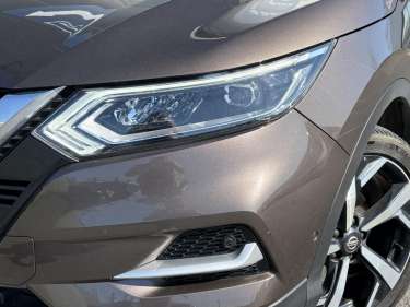 NISSAN QASHQAI 1.2 DIG-T 115 X-Tronic Tekna