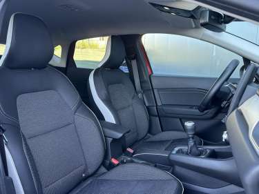 RENAULT CAPTUR TCE 90 Techno